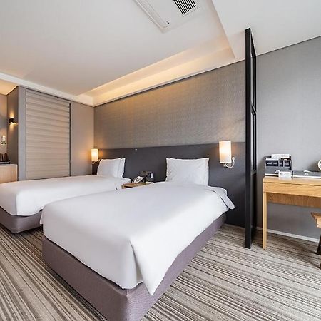 Island Hotel Busan Buitenkant foto