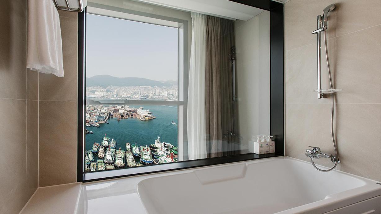Island Hotel Busan Buitenkant foto