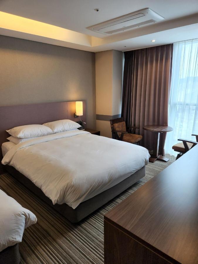 Island Hotel Busan Buitenkant foto