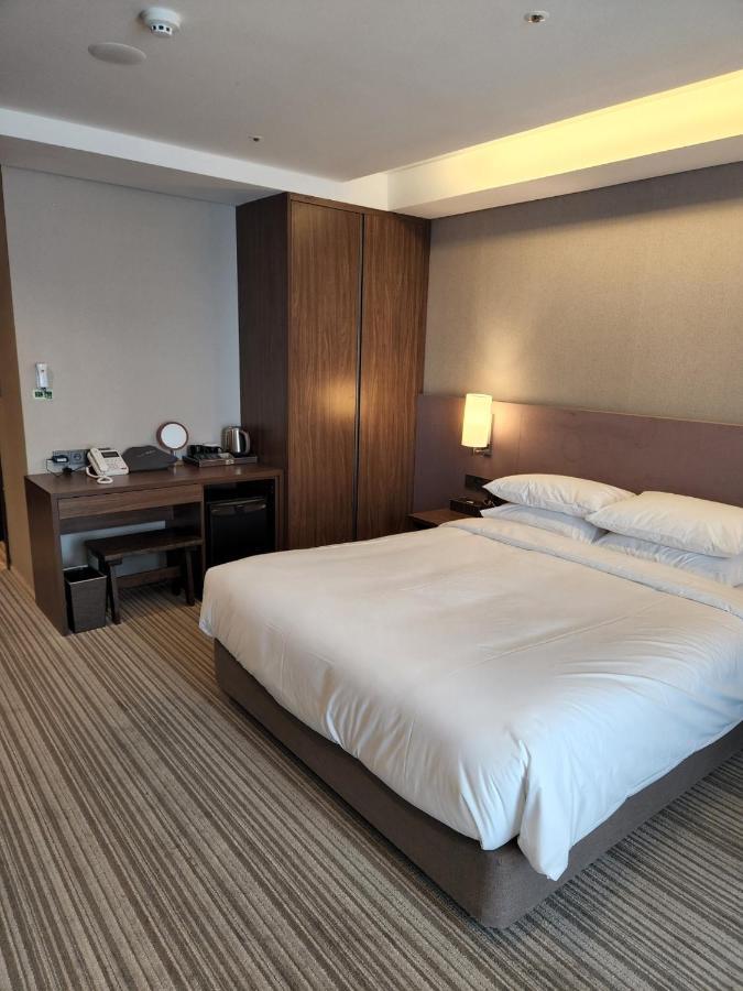 Island Hotel Busan Buitenkant foto